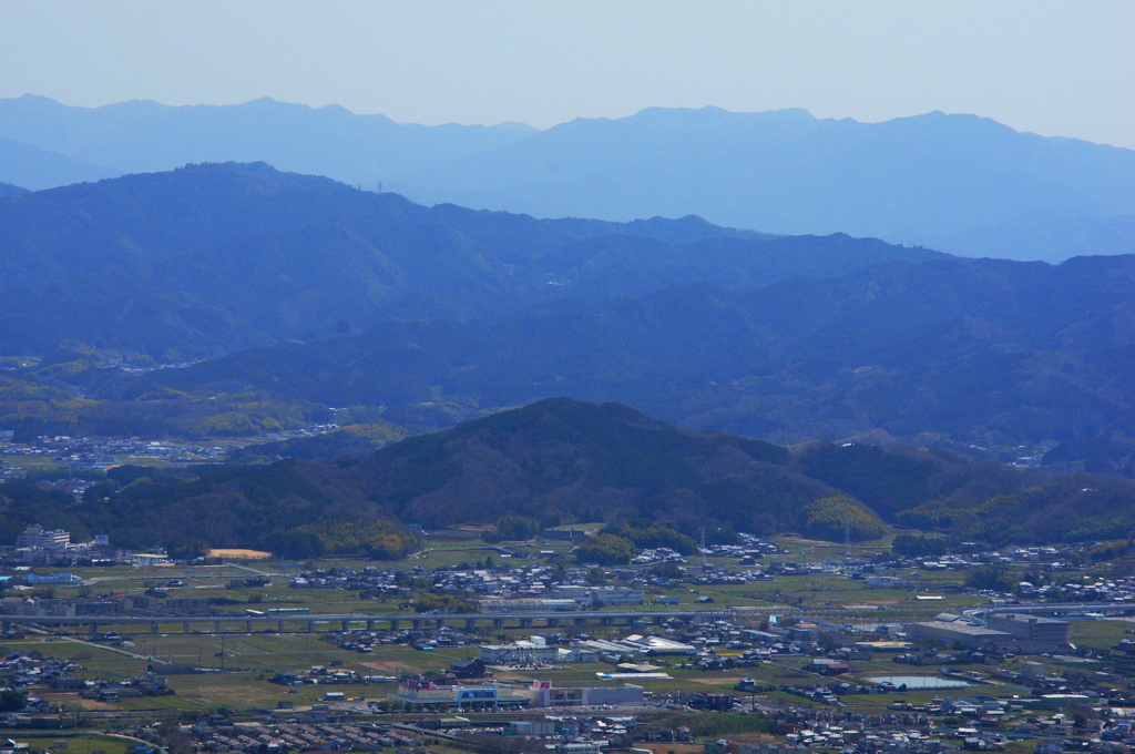 大和葛城山より