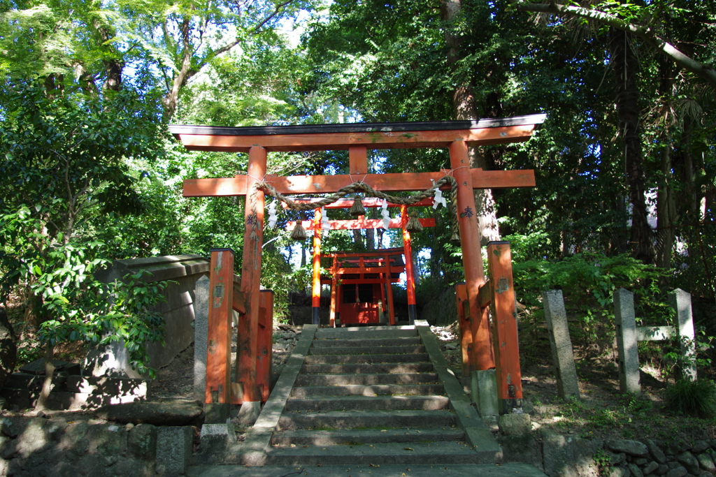鳥居