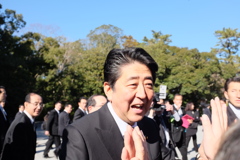 安倍首相　伊勢神宮（外宮）にて