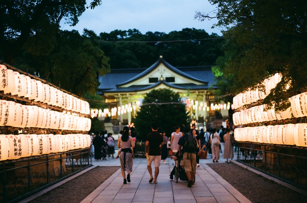 湊川神社　参道