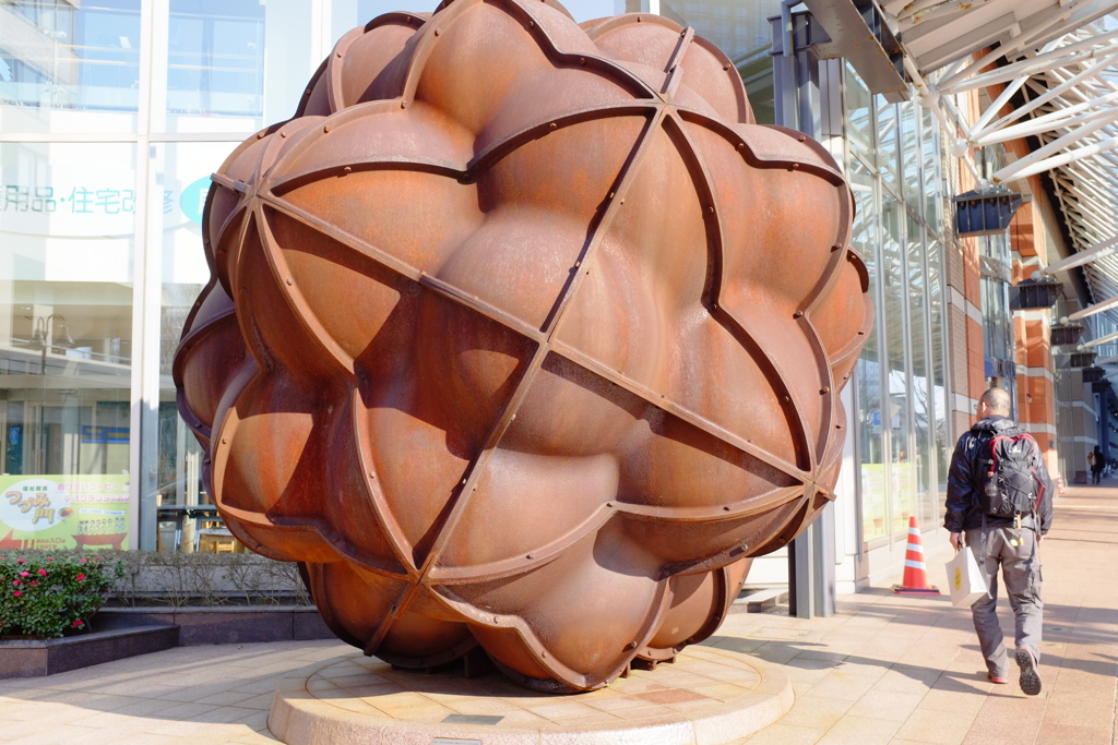 金沢・まちなか彫刻作品　The Sundial