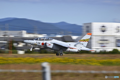 T-4練習機の流し撮り