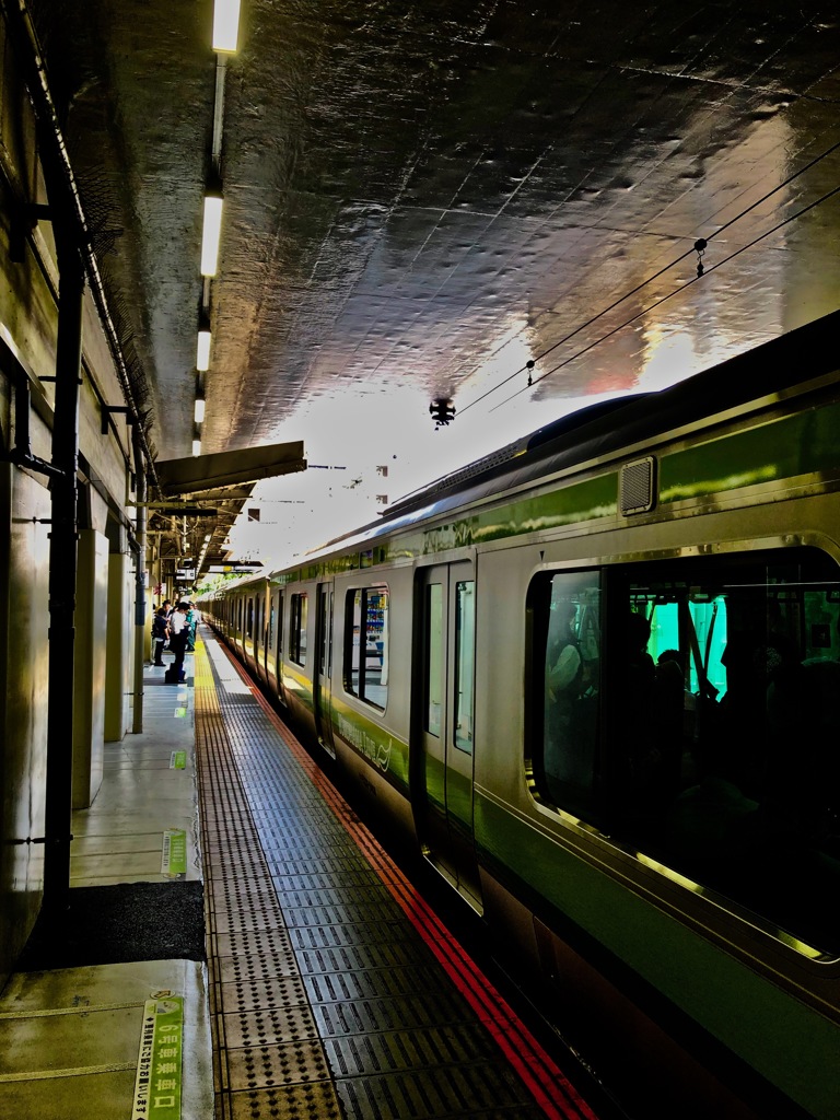 出張シリーズ_新横浜駅