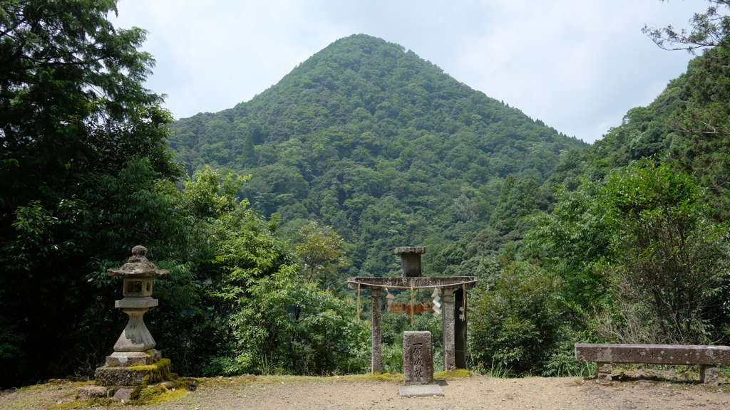 DSCF6029　元伊勢内宮皇大神社　日室が嶽