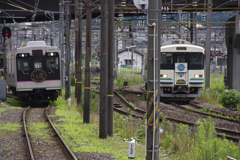 飯坂電車と阿武急の並走