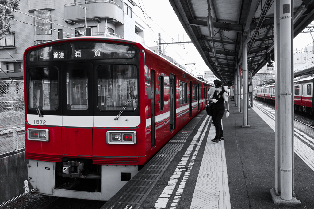 KEIKYU RED 神奈川新町