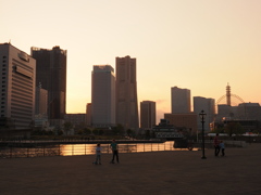 みなとみらいの夕風景