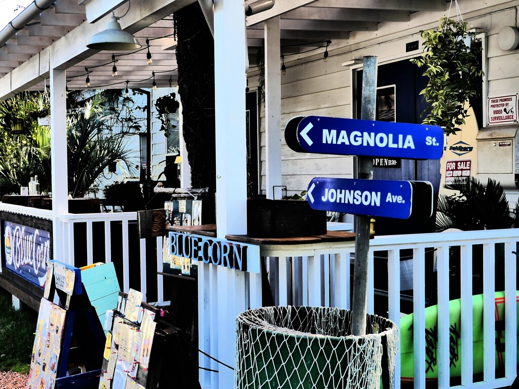 JOHNSON TOWN (1)
