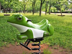 スプリング遊具