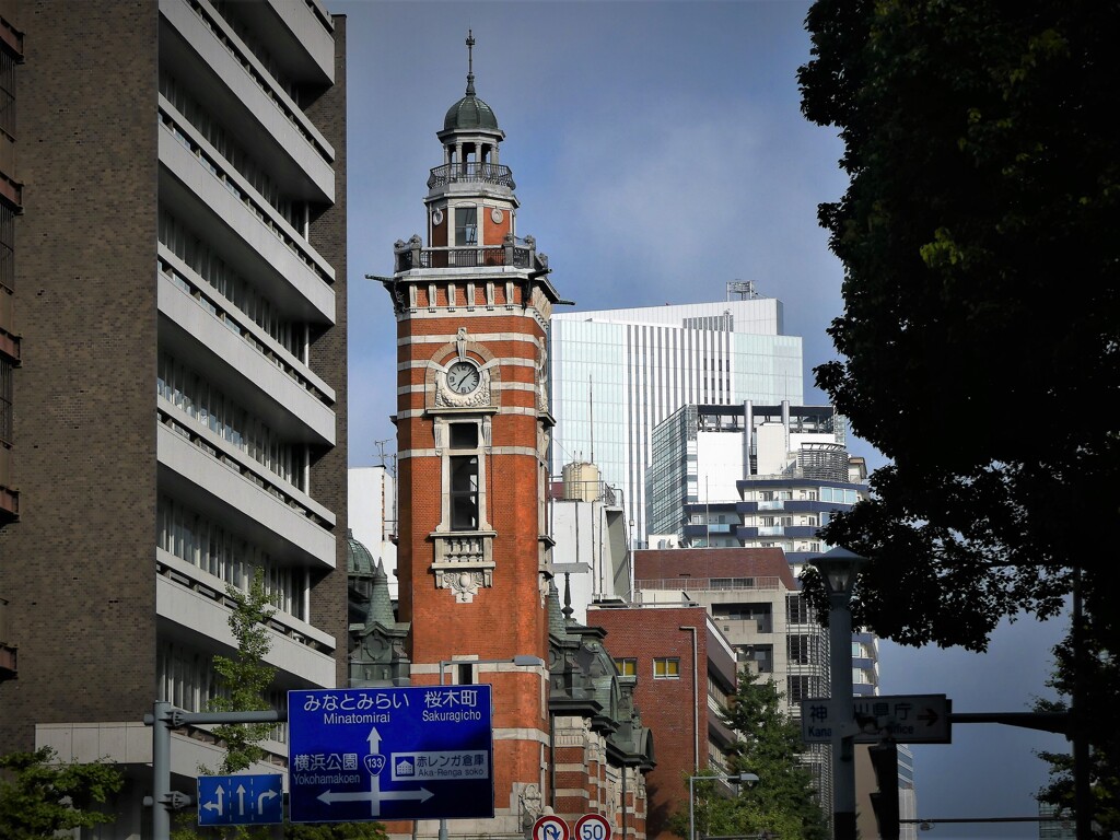 横浜三塔物語