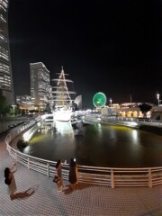 写ガールと日本丸