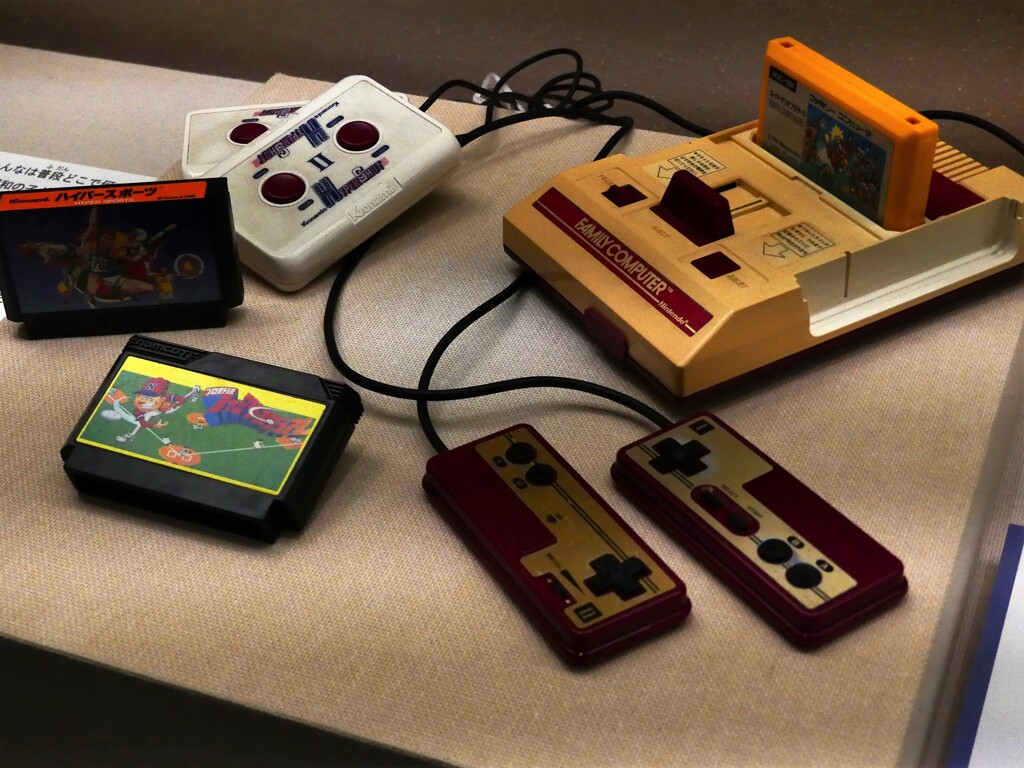 昭和の遊び⑧ (ファミコン昭和58年発売)