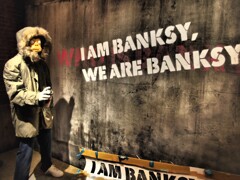 ＷHO ＩS ＢANKSY？ (13)