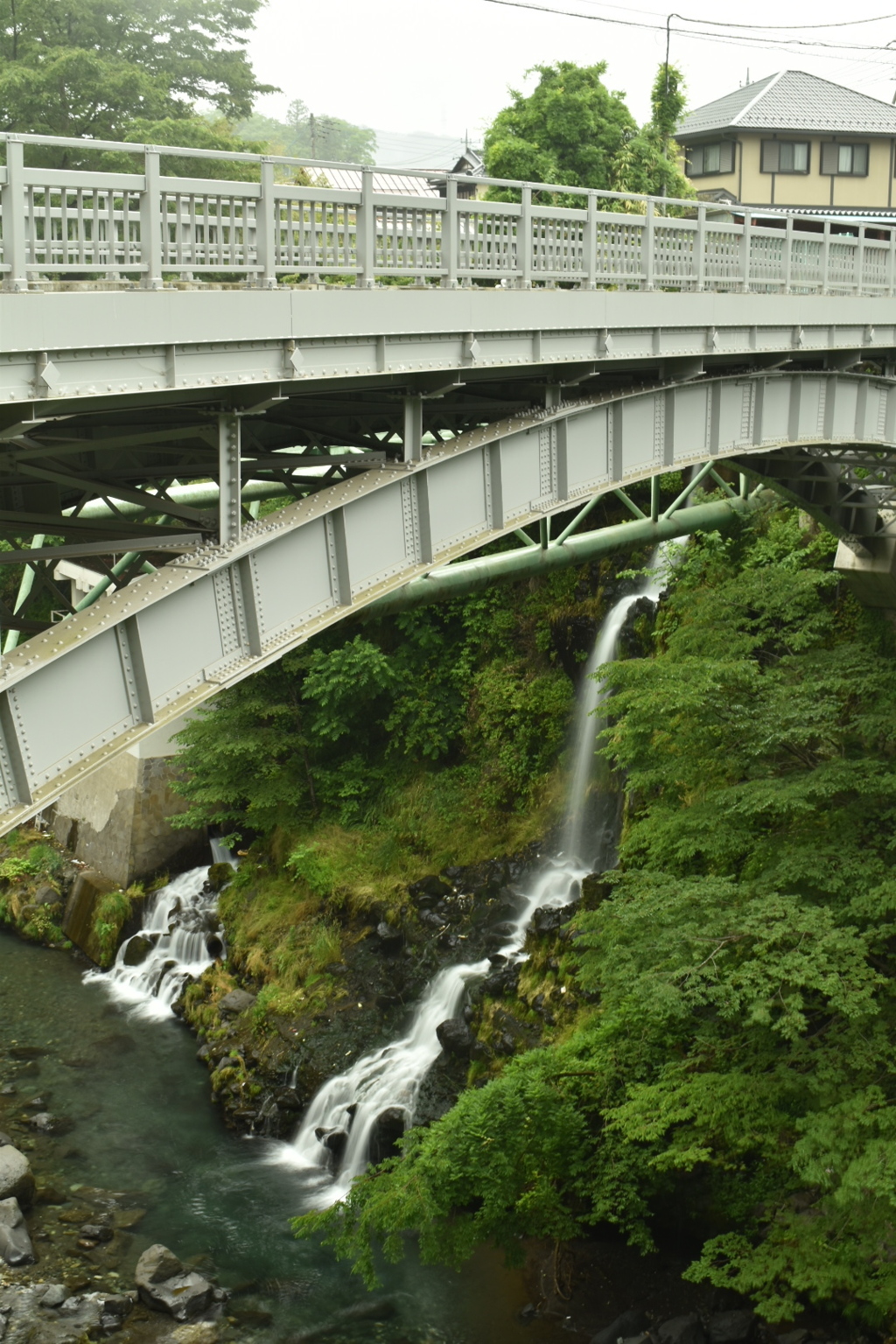 田原の滝②