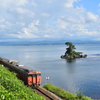 女岩と氷見線