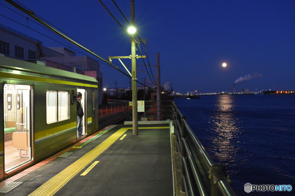 海芝浦駅