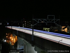 電車通過の光跡