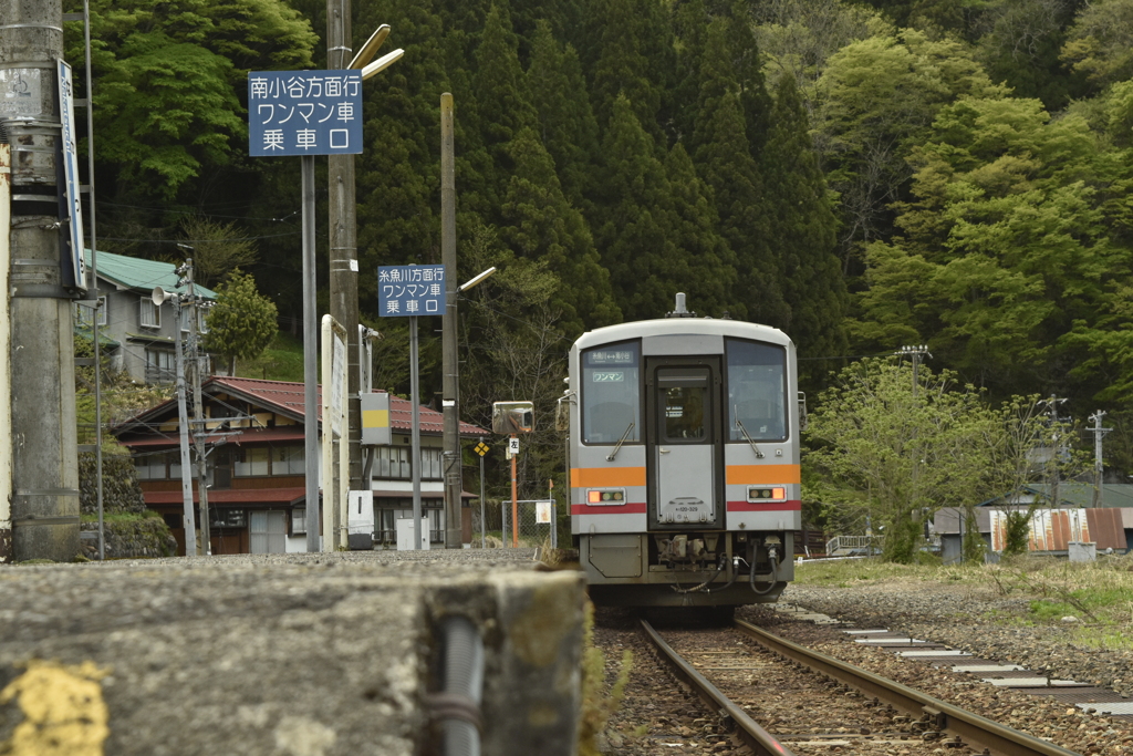 哀愁の中土駅
