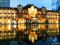 雨の東京駅丸ノ内口