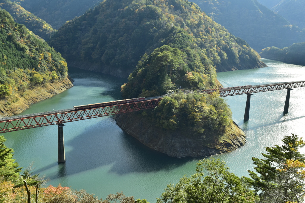 湖上の駅