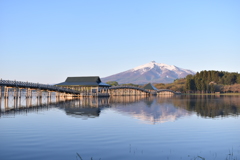 鶴の舞鶴(津軽富士見湖)