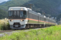 しなの号が行く