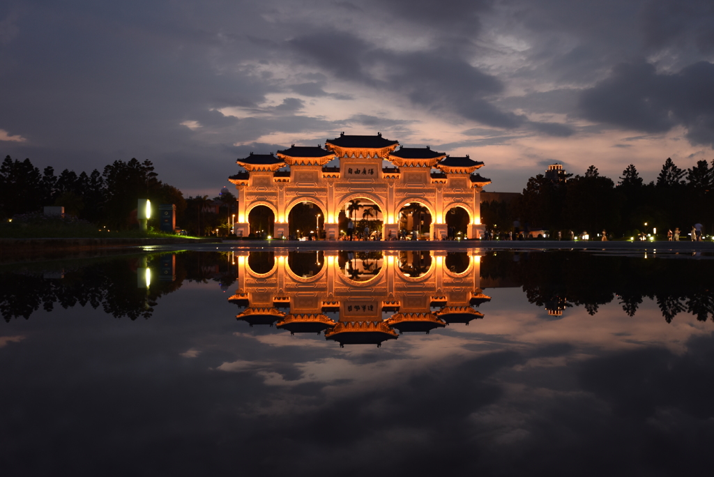 中正紀念堂の門