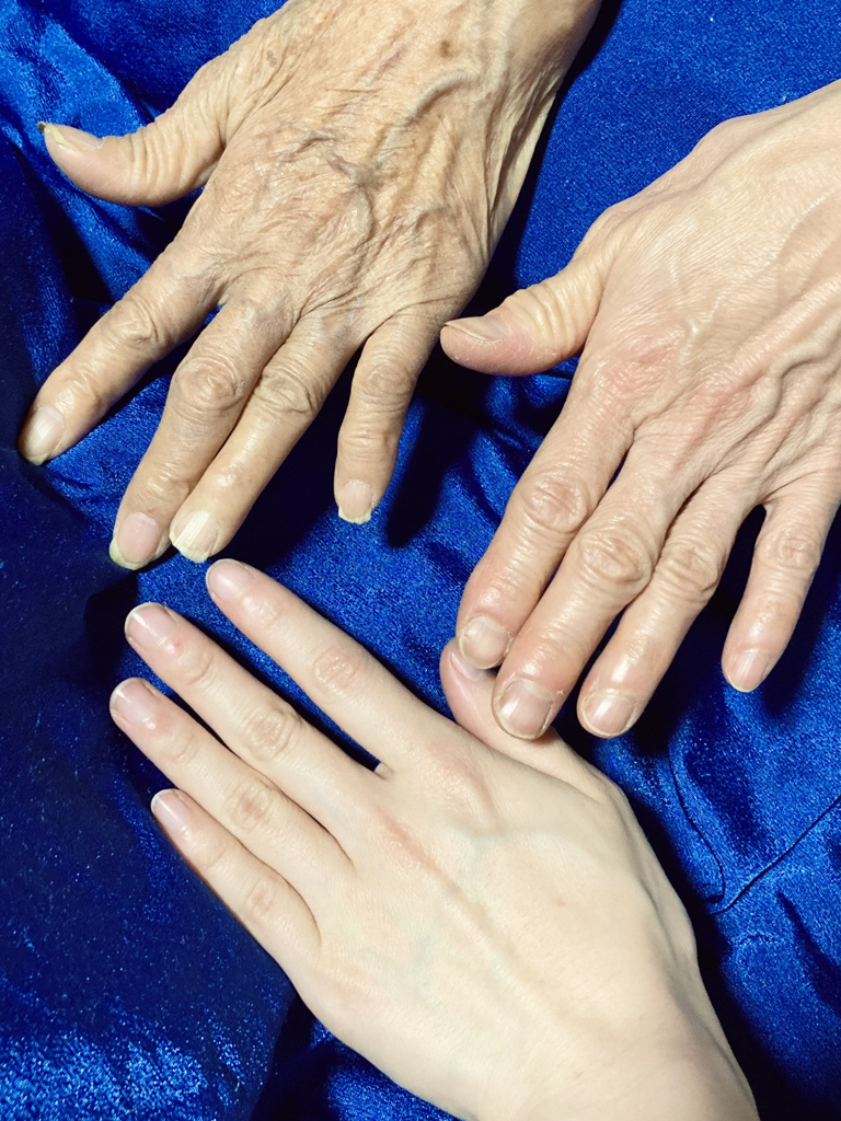 三世代の手