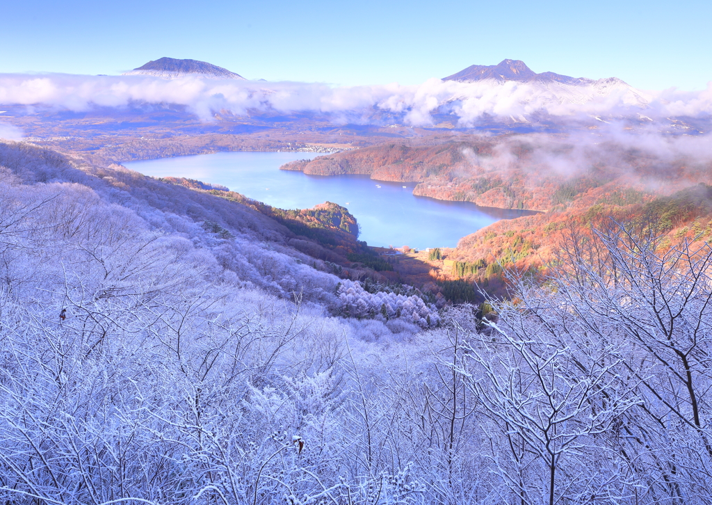 晩秋の野尻湖