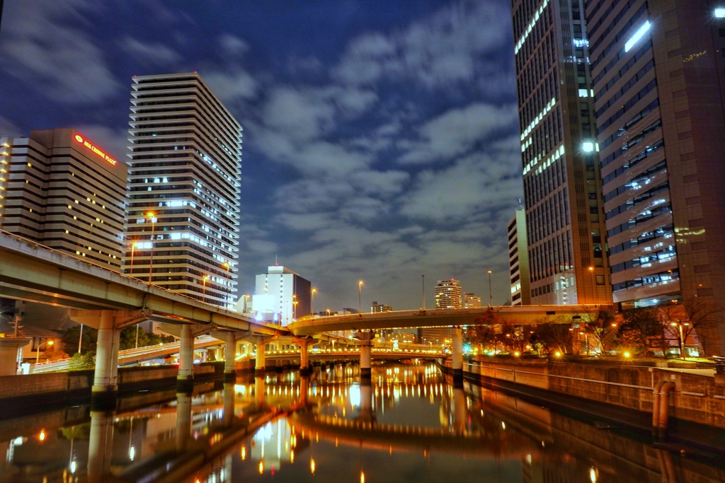 大阪の夜