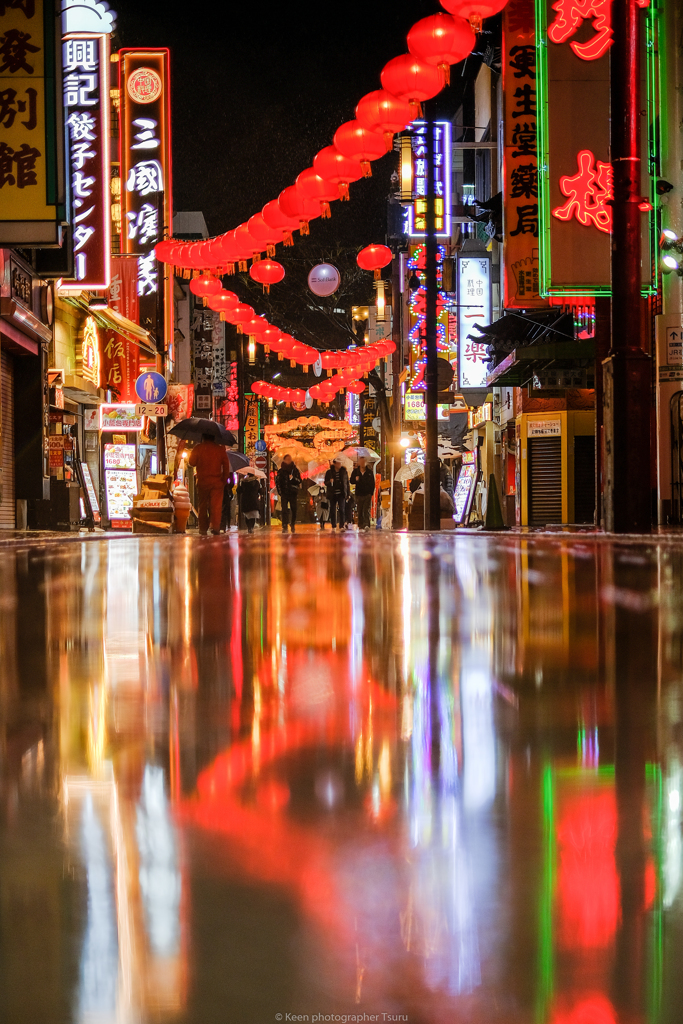 雨の中華街