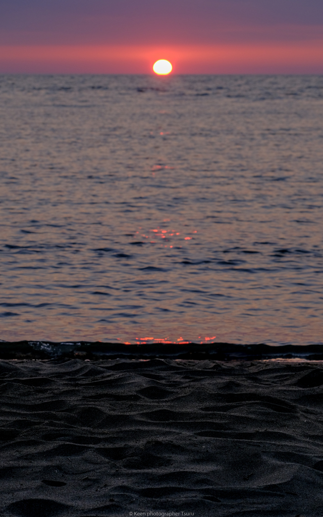 浜辺にて