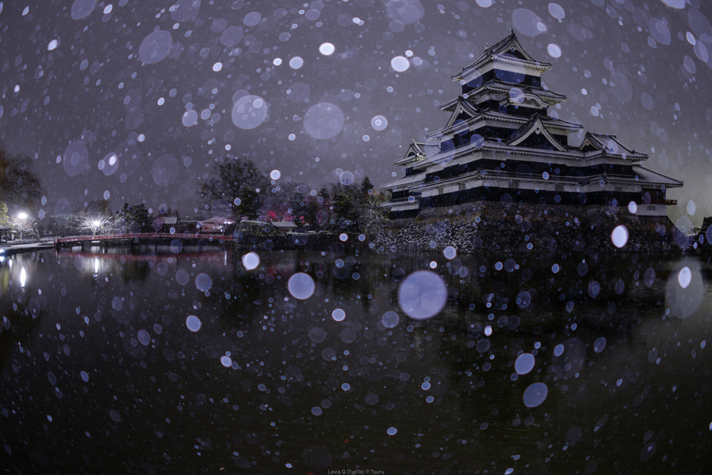 雪の国宝松本城