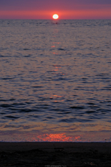 海に沈む