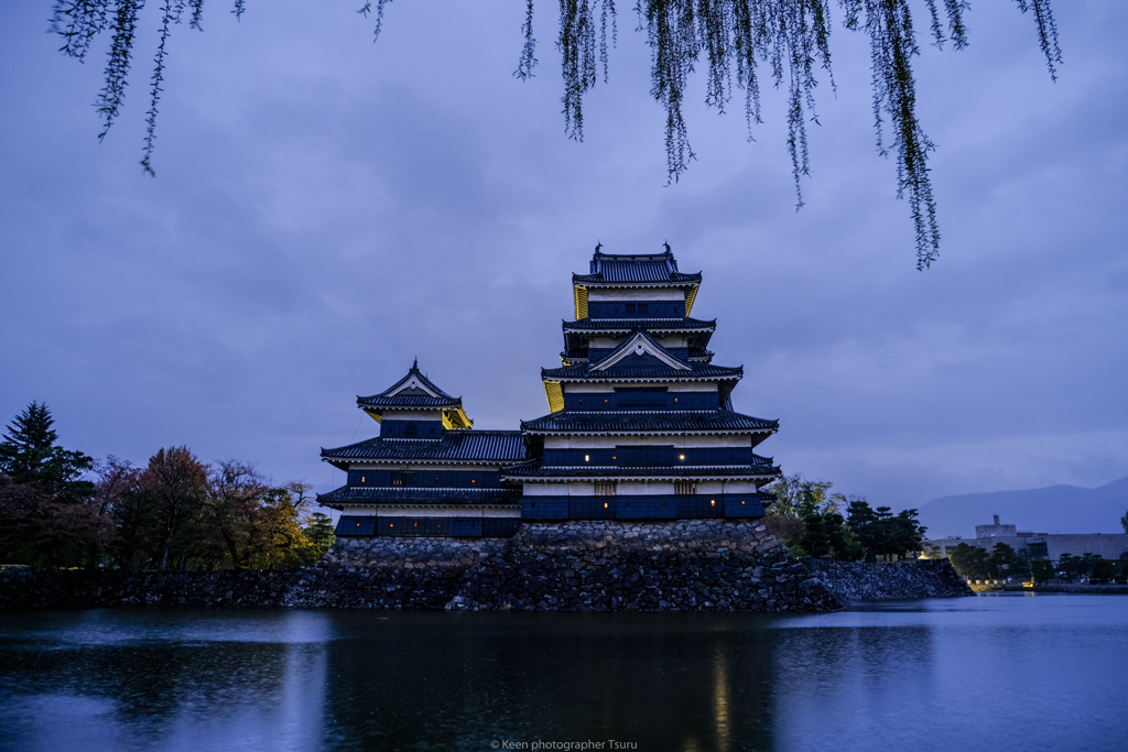 雨の朝
