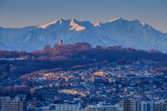 夕日差す街