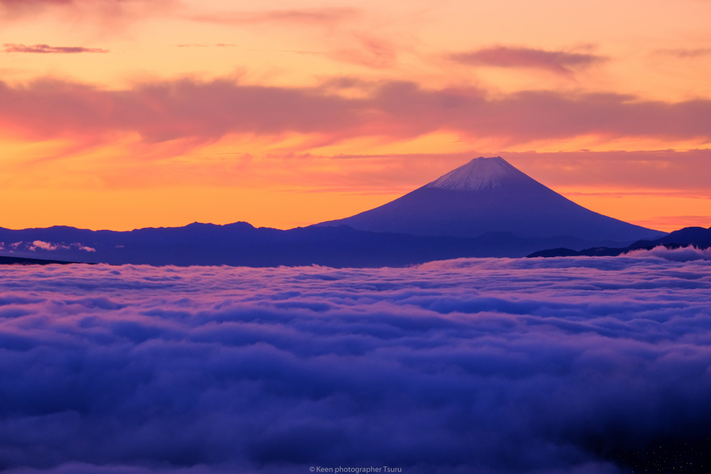 朝焼けと雲海