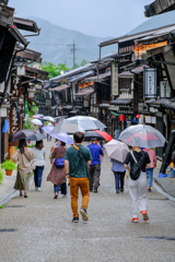 賑わう宿場町