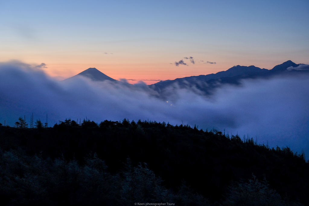 阻む雲