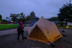 松本城公園のテント