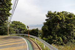 様々な隙間から海を覗く_028