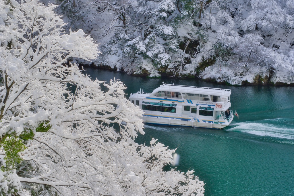 雪見遊覧船