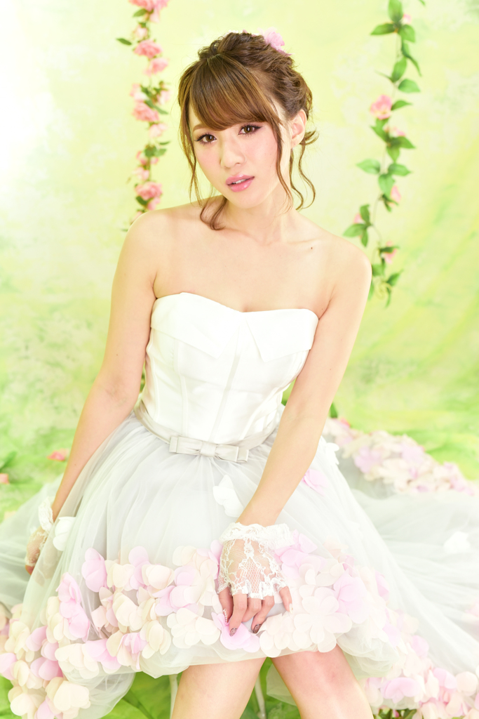 咲月美優B8