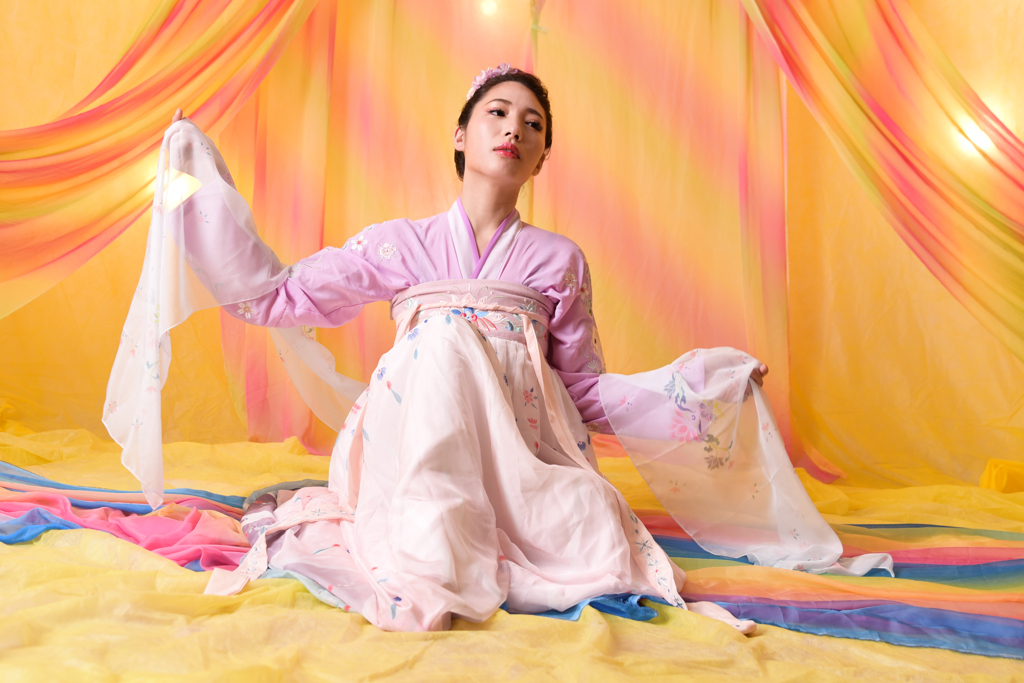志築杏里A16