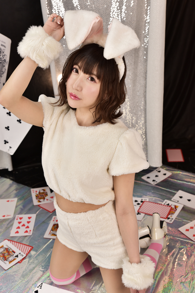 秋葉ちひろB13