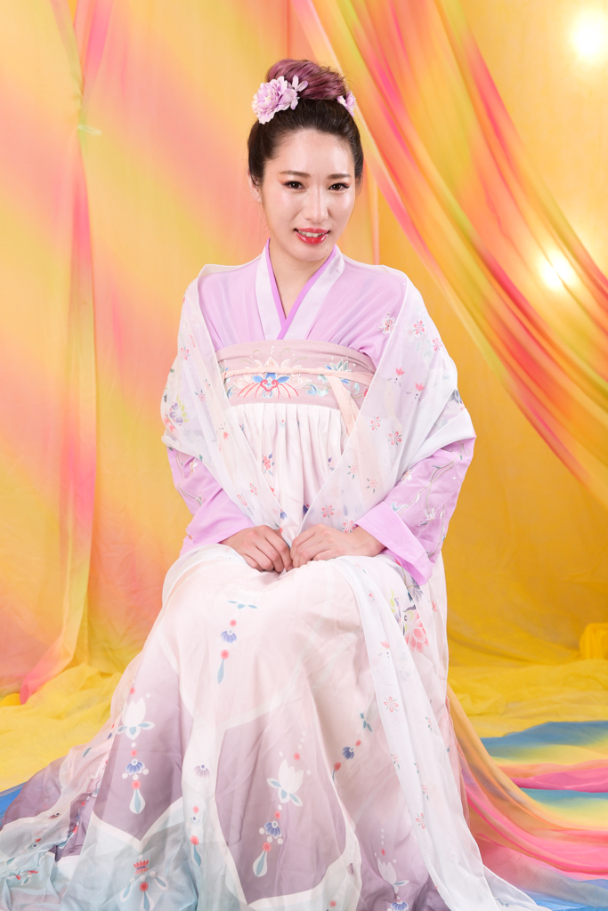 志築杏里A8