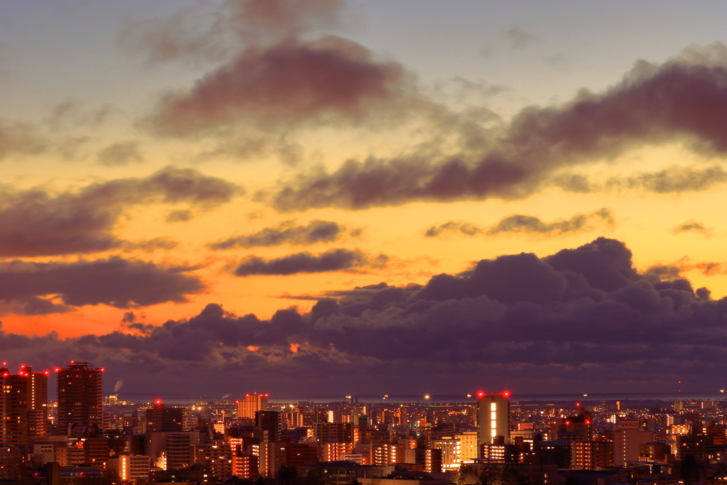 東雲の空