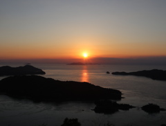 瀬戸内海の朝日　カレイ山展望台３
