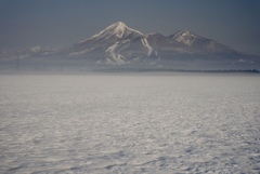 雪原と磐梯山