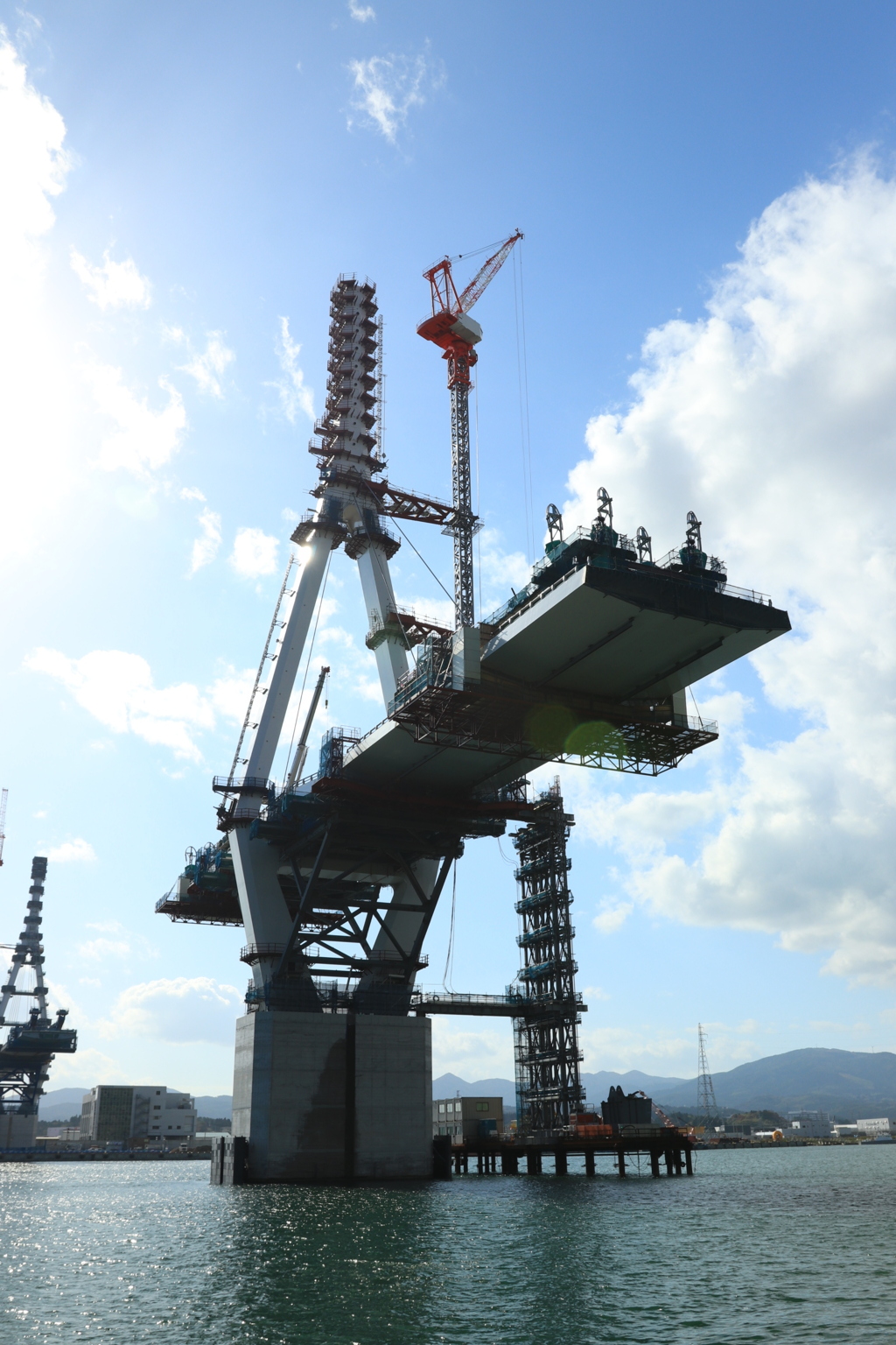 只今、建設中